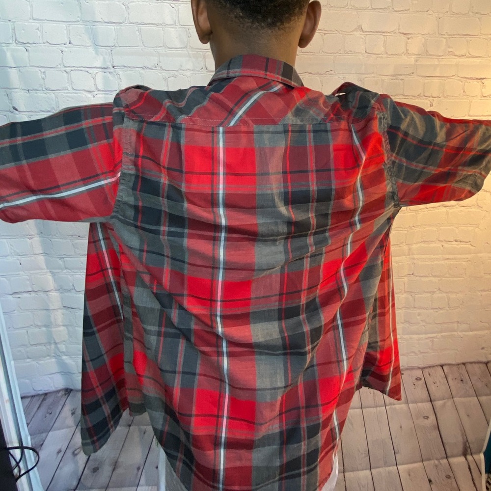 ❤️🖤Ecko unltd boys plaid short sleeve shirt ❤️🖤 - Picture 9 of 13